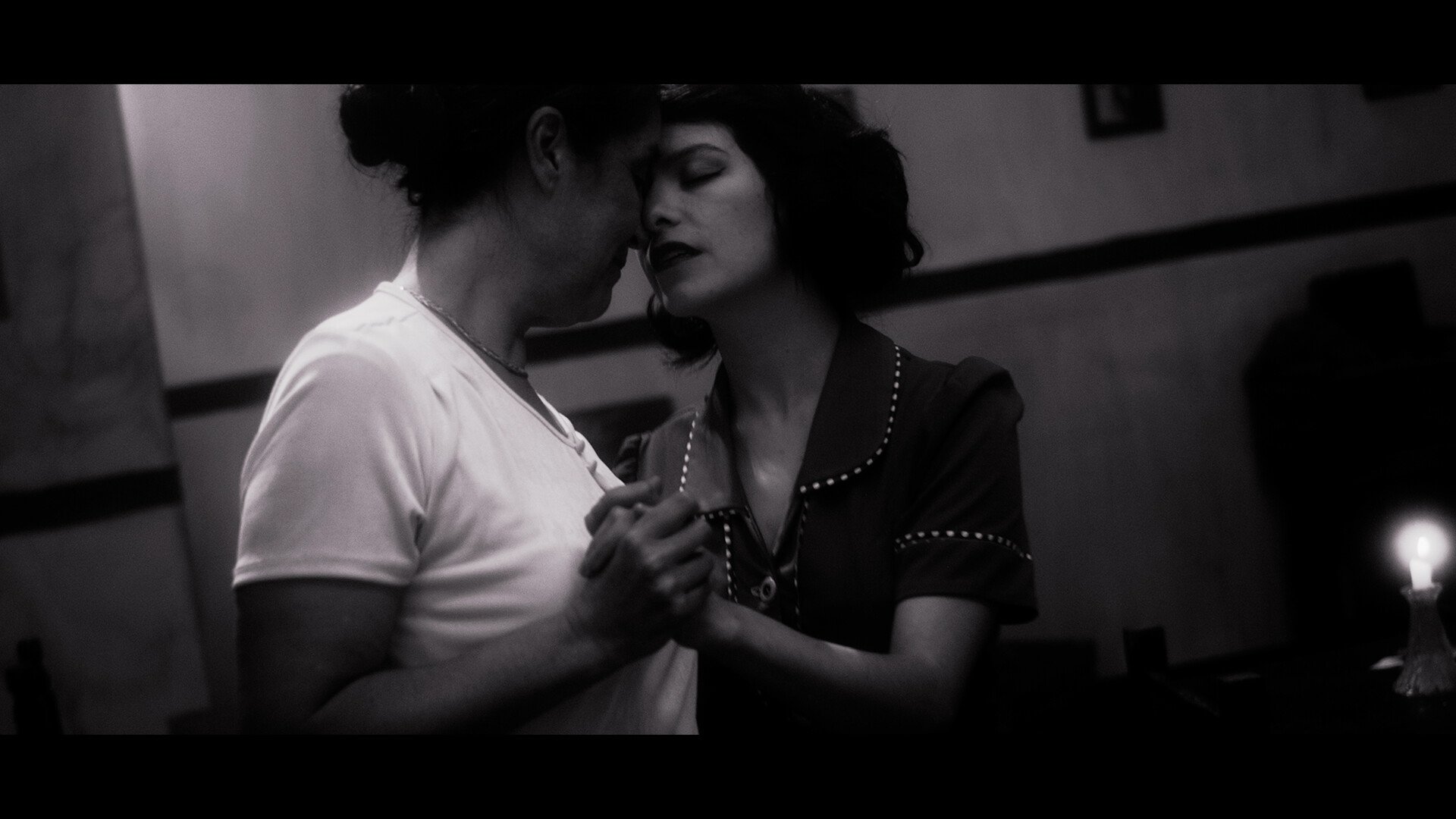 the-last-round1 Black and white image of a pair of people dancing.